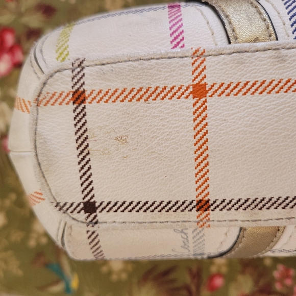 Coach Peyton Tattersall Tote ~ Well-Loved ~ Needs TLC ~ Hang Tag FINAL PRICE! - Picture 16 of 16